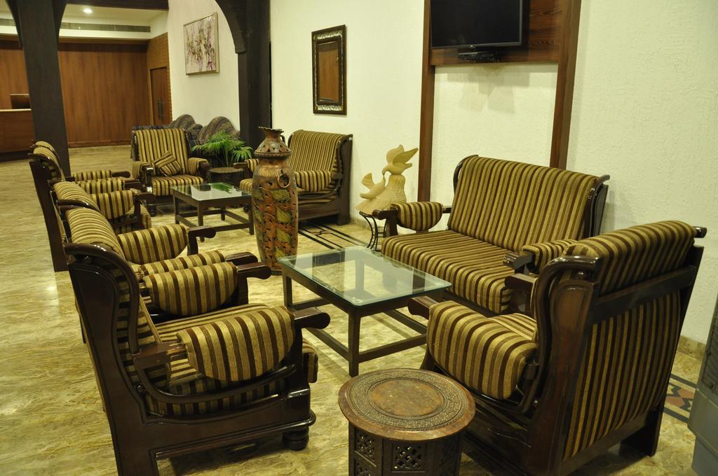 מלון ג'אבלפור Jabali Palace מראה חיצוני תמונה