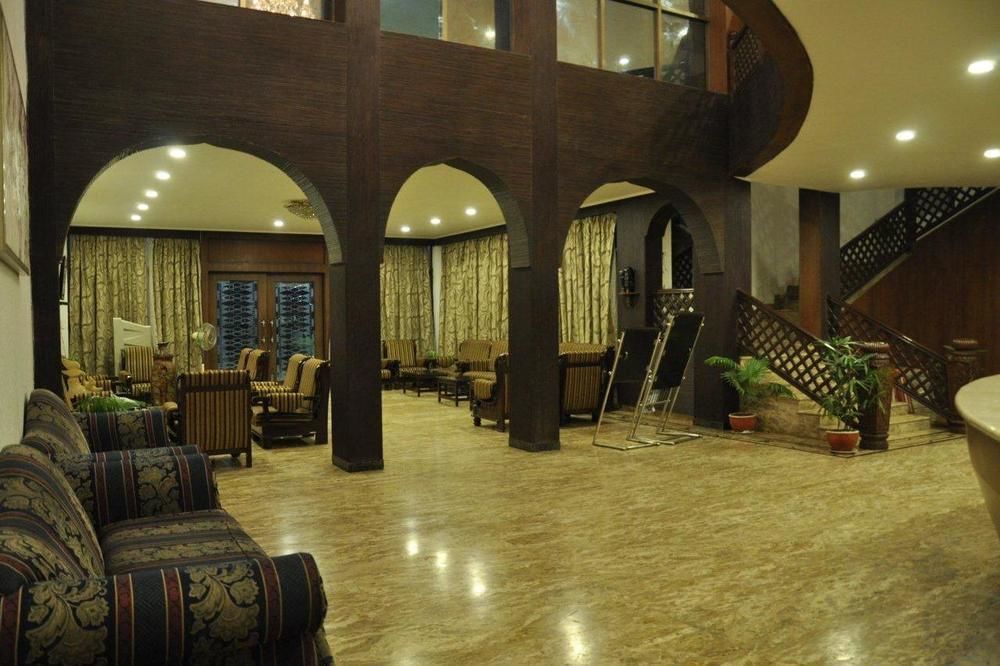 מלון ג'אבלפור Jabali Palace מראה חיצוני תמונה