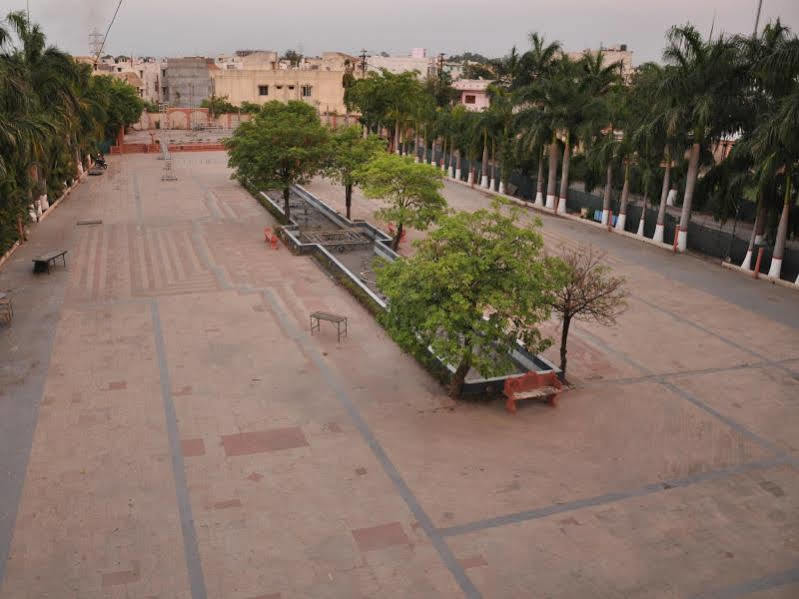 מלון ג'אבלפור Jabali Palace מראה חיצוני תמונה